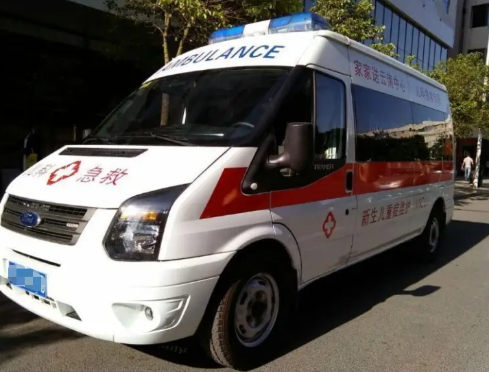 潮汕救护车出租3.png